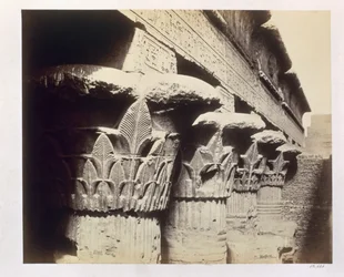 Die Kapitelle des Portikus, Tempel von Khnum, Esna, 1862